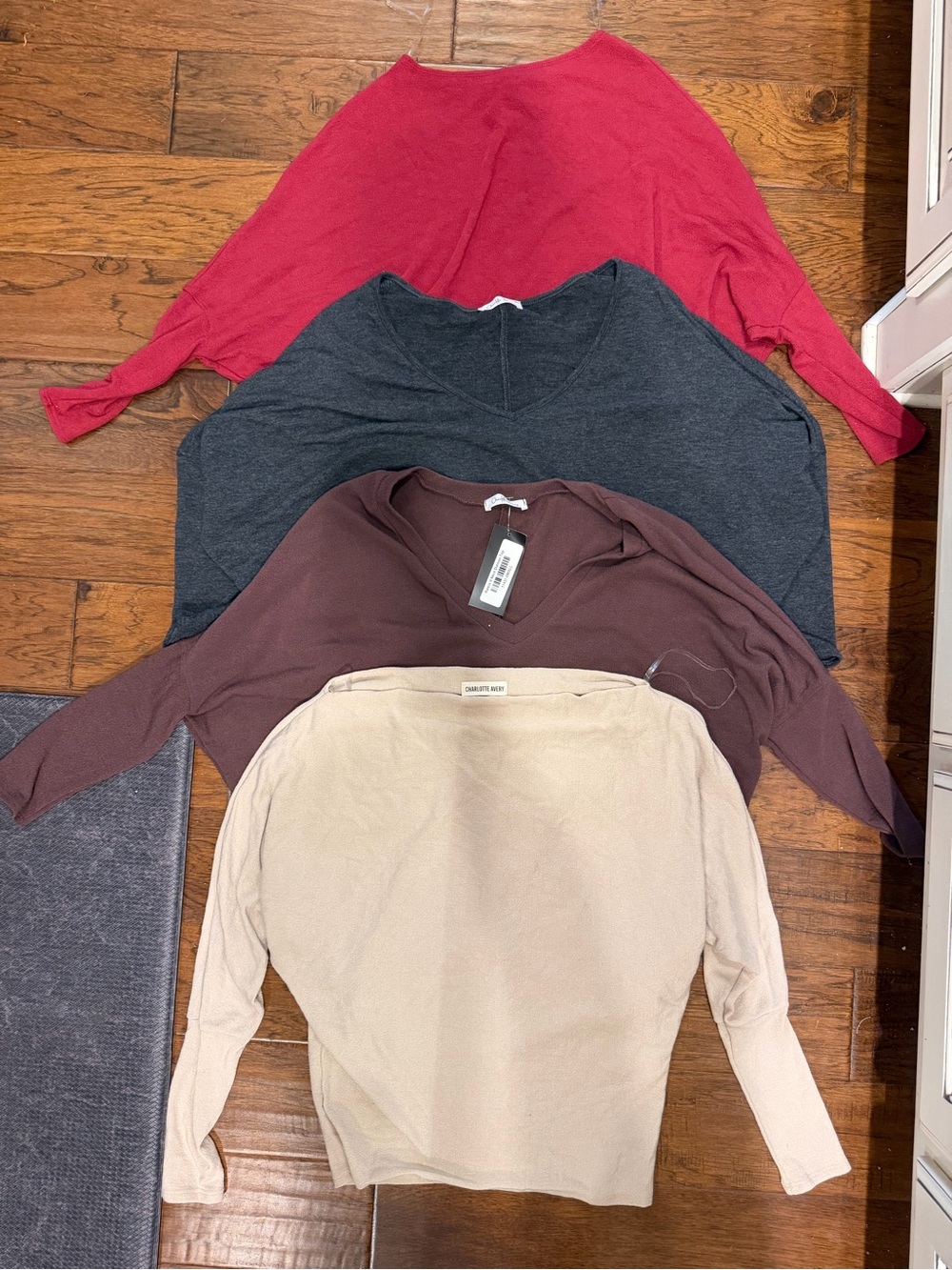 Charlotte Avery Relaxed V-Neck Top — Red, Charcoal, Brown, Cream